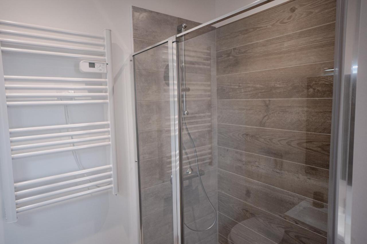 Appartement Cozy Avec Stationnement Gratuit Saint-Andre-les-Vergers Екстер'єр фото