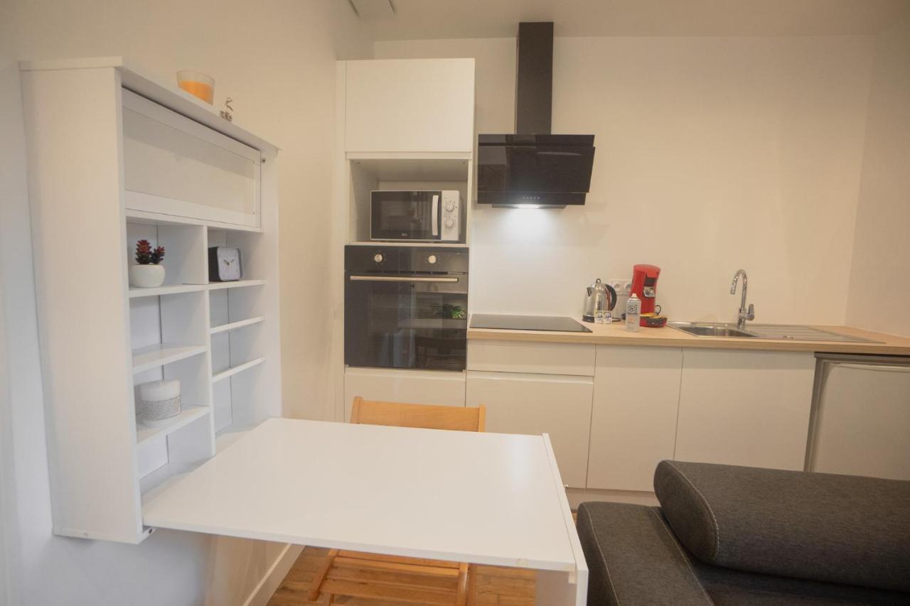 Appartement Cozy Avec Stationnement Gratuit Saint-Andre-les-Vergers Екстер'єр фото